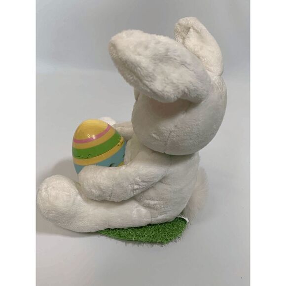 Hallmark Rockin' Rabbit with Egg Musical Plush - Picture 3 of 5